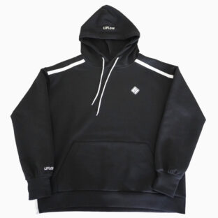 シリコンロゴプルパーカー　サイドZIP仕様